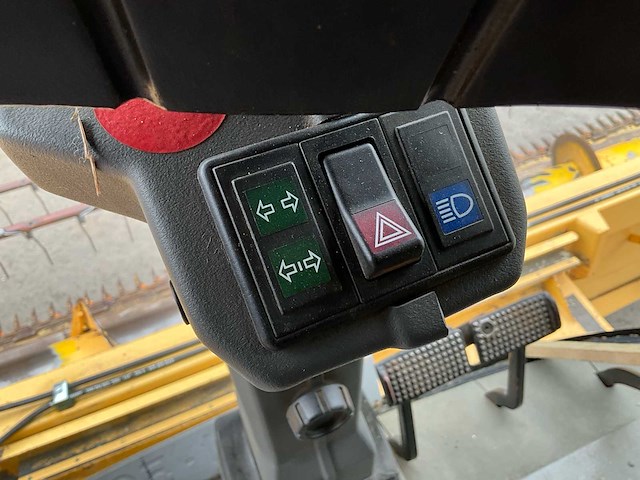 1998 new holland tx68 plus combine - afbeelding 11 van  58