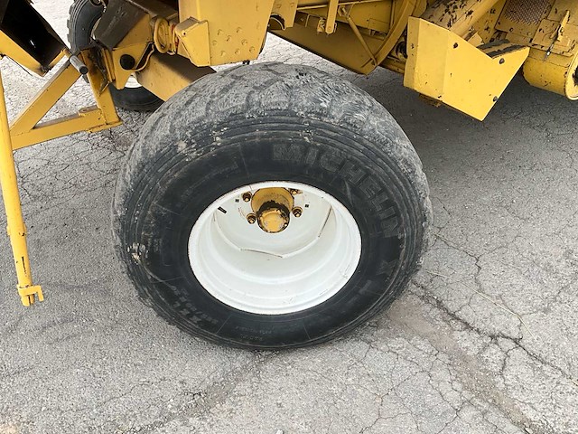 1998 new holland tx68 plus combine - afbeelding 26 van  58