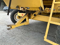 1998 new holland tx68 plus combine - afbeelding 28 van  58