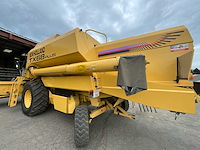 1998 new holland tx68 plus combine - afbeelding 41 van  58