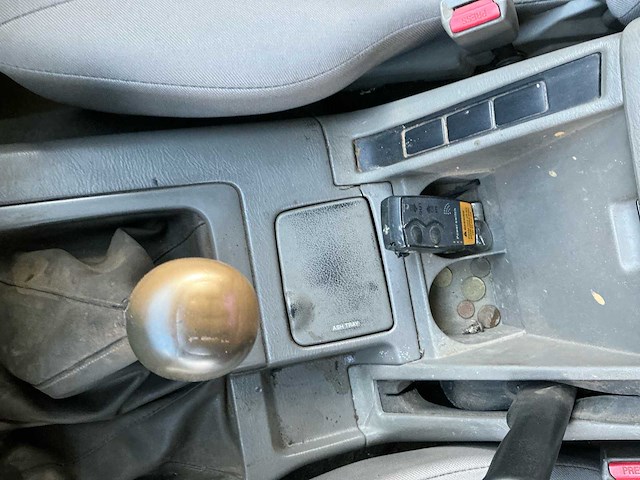 1998 nissan patrol gr personenauto lichte vracht - afbeelding 22 van  41