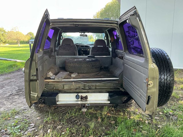 1998 nissan patrol gr personenauto lichte vracht - afbeelding 25 van  41