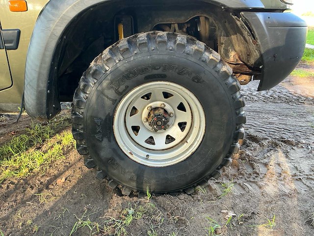 1998 nissan patrol gr personenauto lichte vracht - afbeelding 4 van  30