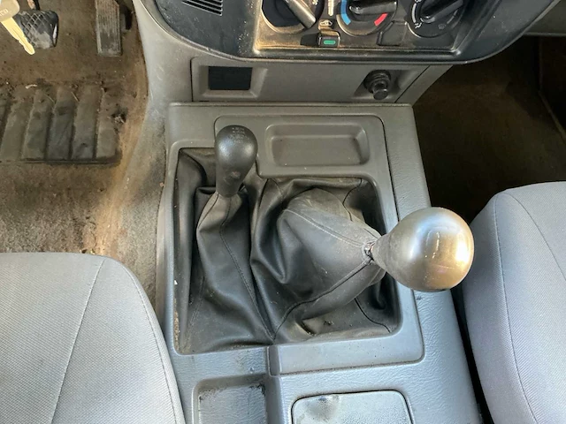 1998 nissan patrol gr personenauto lichte vracht - afbeelding 21 van  41
