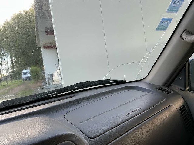 1998 nissan patrol gr personenauto lichte vracht - afbeelding 24 van  41