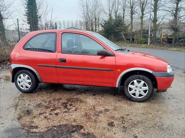 1998 opel corsa personenauto - afbeelding 13 van  17