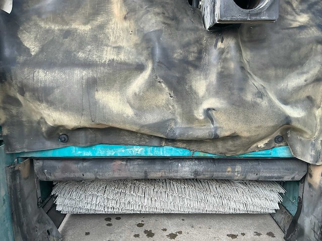 1998 tennant 64000 zelfrijdende veegmachine - afbeelding 14 van  73