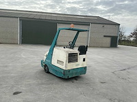 1998 tennant 64000 zelfrijdende veegmachine - afbeelding 70 van  73