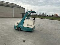 1998 tennant 64000 zelfrijdende veegmachine - afbeelding 32 van  73