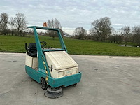1998 tennant 64000 zelfrijdende veegmachine - afbeelding 37 van  73