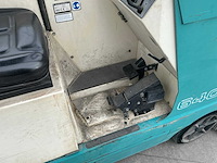 1998 tennant 64000 zelfrijdende veegmachine - afbeelding 41 van  73