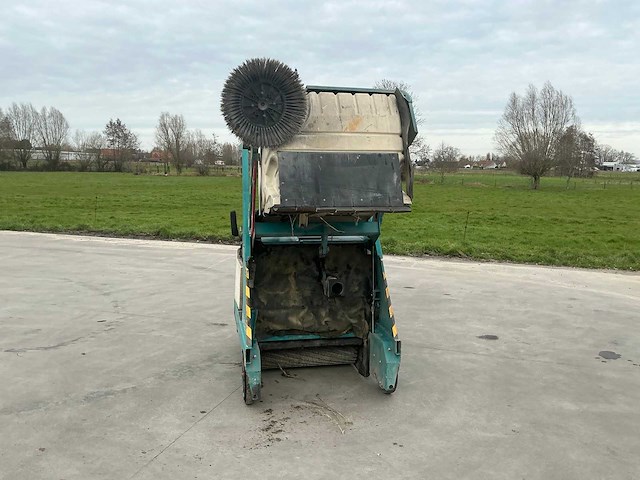 1998 tennant 64000 zelfrijdende veegmachine - afbeelding 66 van  73