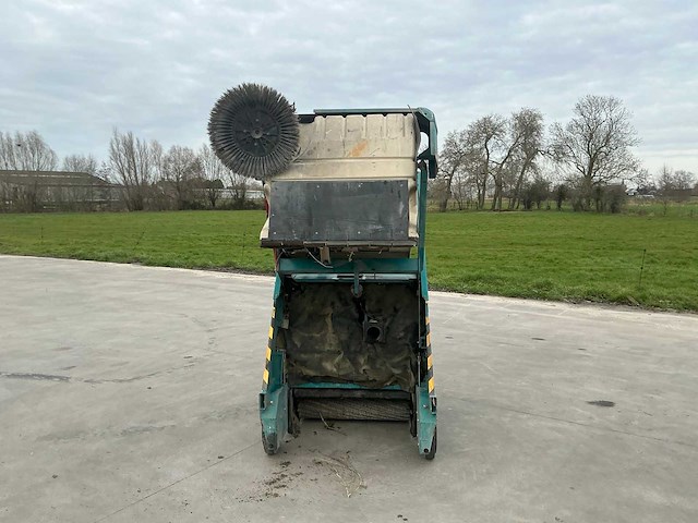 1998 tennant 64000 zelfrijdende veegmachine - afbeelding 50 van  73