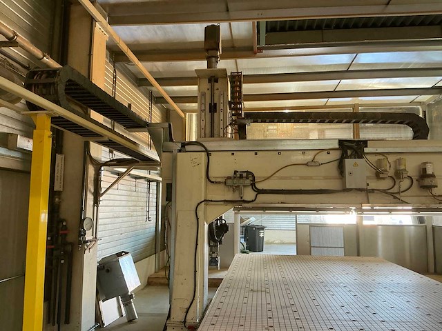 1998 thermwood th70l 5-assige bewerkingscentra - afbeelding 15 van  18