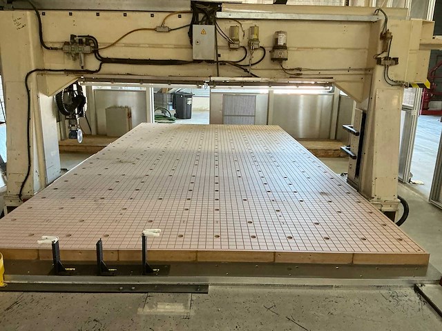 1998 thermwood th70l 5-assige bewerkingscentra - afbeelding 16 van  18