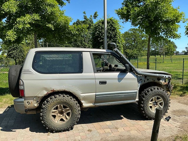 1998 toyota land cruiser 4x4 personenauto - afbeelding 22 van  26