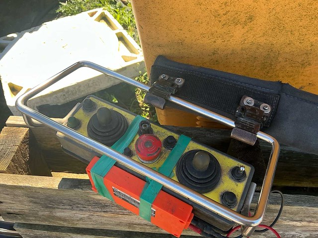 1999 arcomet a45 snelmontagekraan (6t) + stroomaggregaat - afbeelding 16 van  28