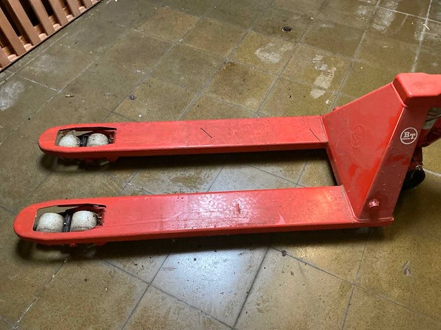 1999 bt l2000x/11 hand hydraulische palletwagen - afbeelding 2 van  4