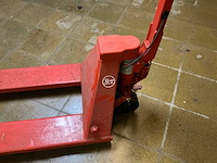 1999 bt l2000x/11 hand hydraulische palletwagen - afbeelding 3 van  4