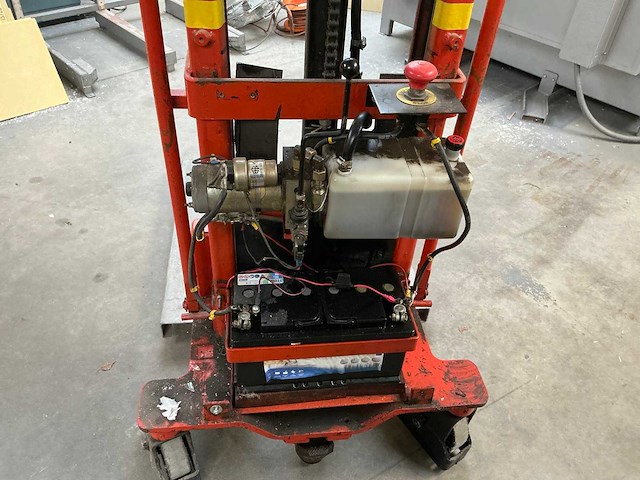 1999 bt sh800 e/2 elektrische palletlifter - afbeelding 6 van  9