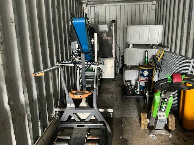 1999 daa-dc40-80 dry cargo zeecontainer met inhoud - afbeelding 3 van  11