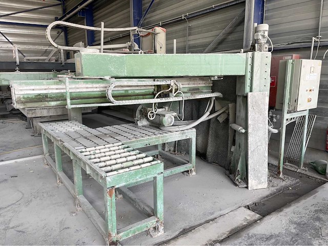 1999 de leener 60200 steen- en tegelzaagmachine - afbeelding 2 van  6