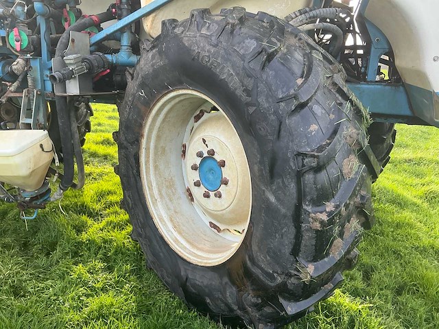 1999 everard 4004ah veldspuit - afbeelding 29 van  41