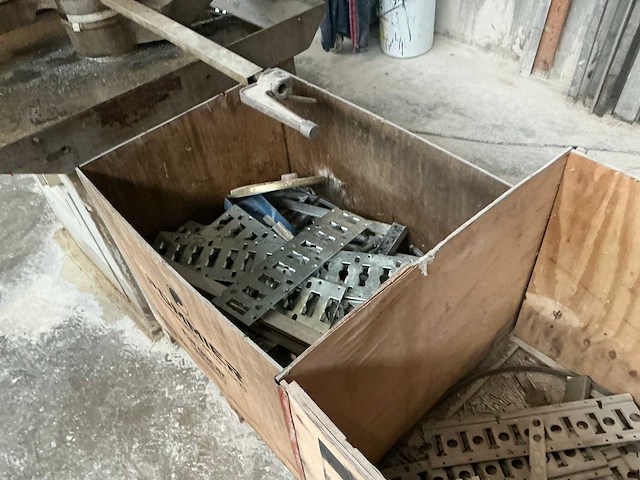 1999 fmb phoenix beugelzaagmachine - afbeelding 8 van  9