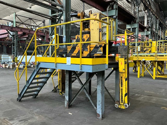 1999 heppenstall z1.401871 spoelgrijper met onderhoudsportaal - afbeelding 1 van  5