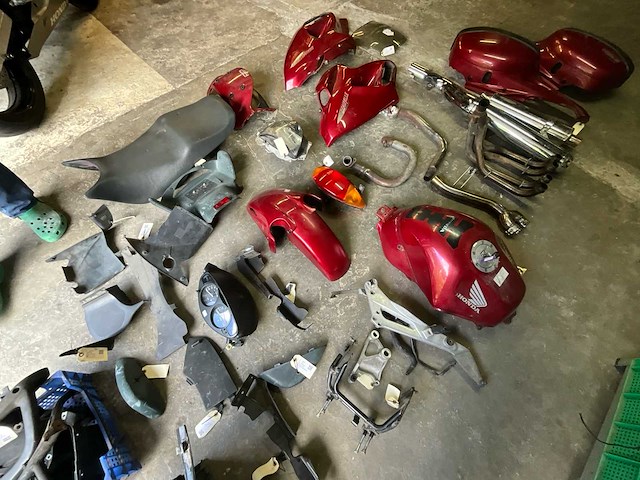 1999 honda - motorfiets - afbeelding 9 van  26