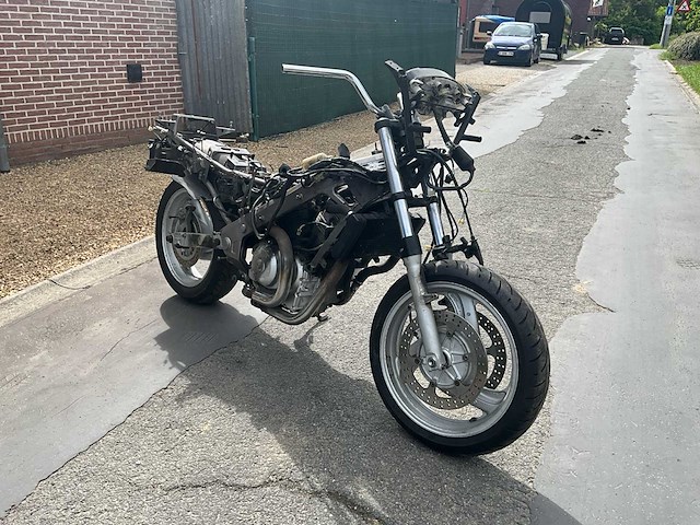 1999 honda - motorfiets - afbeelding 1 van  26
