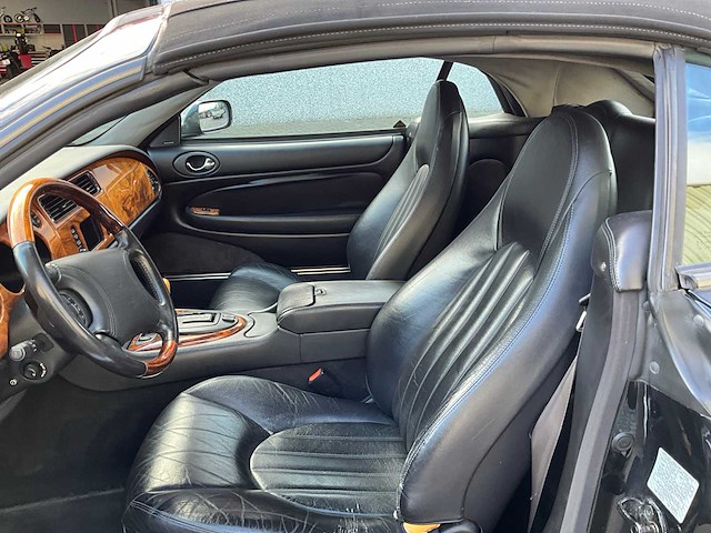 1999 jaguar xk8 personenauto's - afbeelding 2 van  31