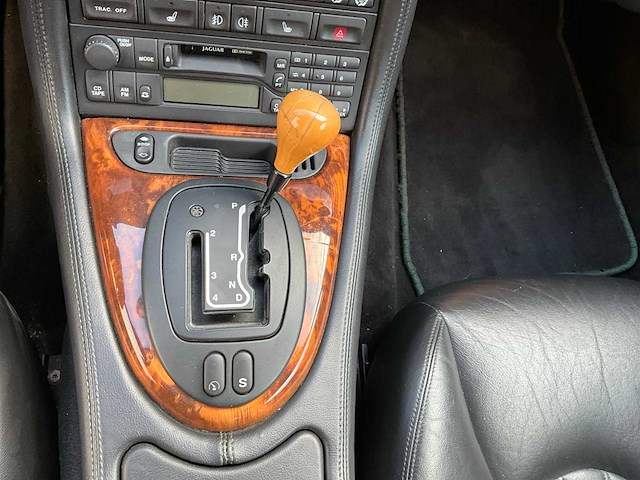 1999 jaguar xk8 personenauto's - afbeelding 4 van  31