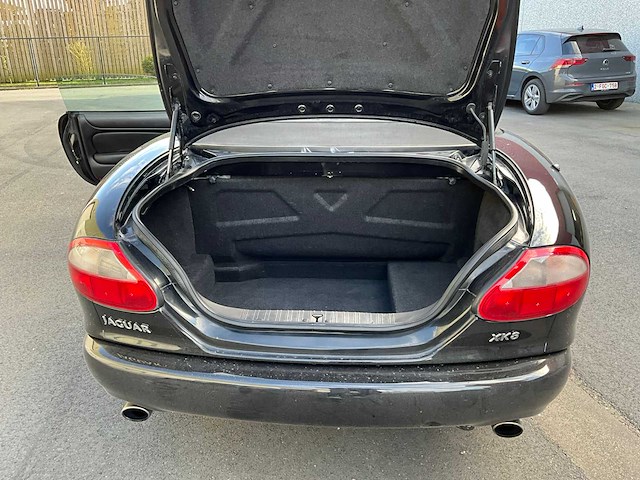 1999 jaguar xk8 personenauto's - afbeelding 16 van  31