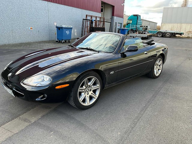 1999 jaguar xk8 personenauto's - afbeelding 17 van  31