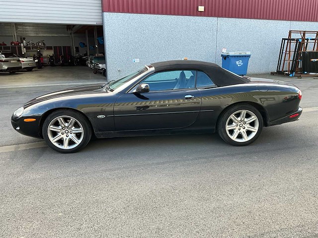 1999 jaguar xk8 personenauto's - afbeelding 12 van  31