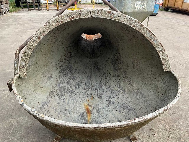 1999 mct l.v. betonkubel - afbeelding 7 van  8