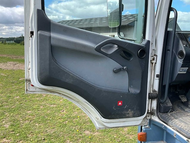 1999 mercedes-benz ateco 1223 ateco 1223 l vrachtwagen voor paardentransport - afbeelding 9 van  71