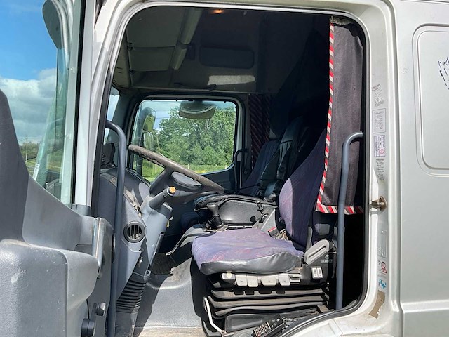 1999 mercedes-benz ateco 1223 ateco 1223 l vrachtwagen voor paardentransport - afbeelding 11 van  71