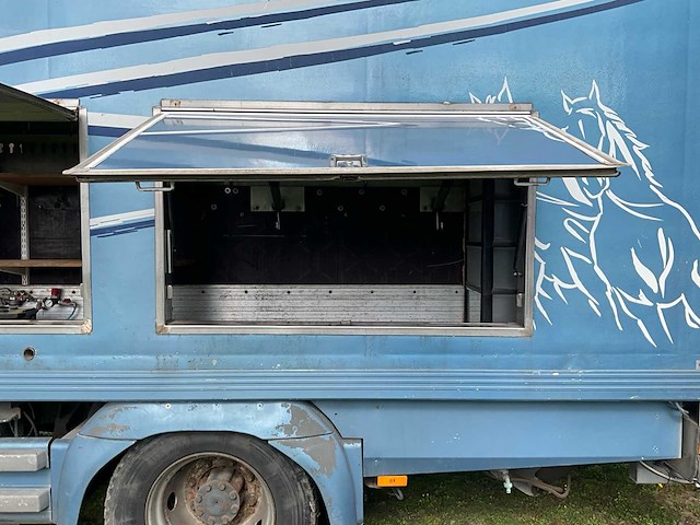 1999 mercedes-benz ateco 1223 ateco 1223 l vrachtwagen voor paardentransport - afbeelding 54 van  71