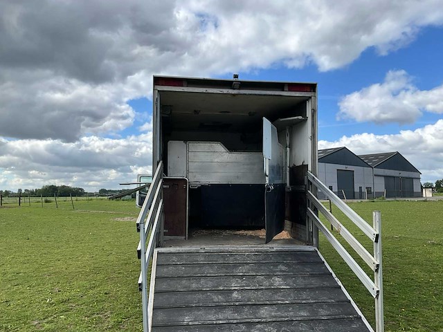 1999 mercedes-benz ateco 1223 ateco 1223 l vrachtwagen voor paardentransport - afbeelding 58 van  71