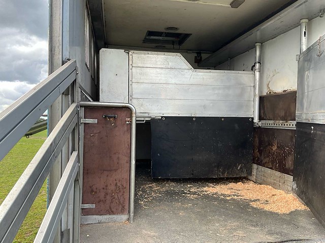1999 mercedes-benz ateco 1223 ateco 1223 l vrachtwagen voor paardentransport - afbeelding 59 van  71