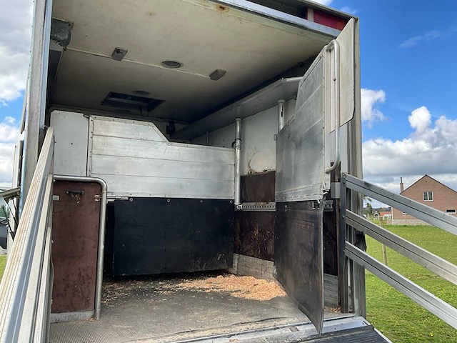 1999 mercedes-benz ateco 1223 ateco 1223 l vrachtwagen voor paardentransport - afbeelding 60 van  71