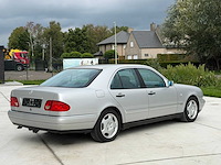 1999 mercedes-benz e250 turbo diesel avantgarde personenauto - afbeelding 18 van  23