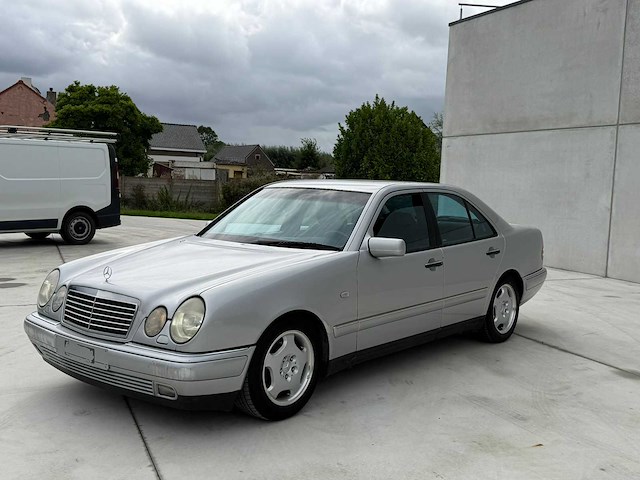 1999 mercedes-benz e250 turbo diesel avantgarde personenauto - afbeelding 21 van  23