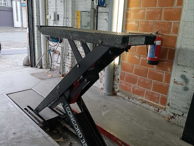 1999 omer concord 35 schaarlift - afbeelding 2 van  5