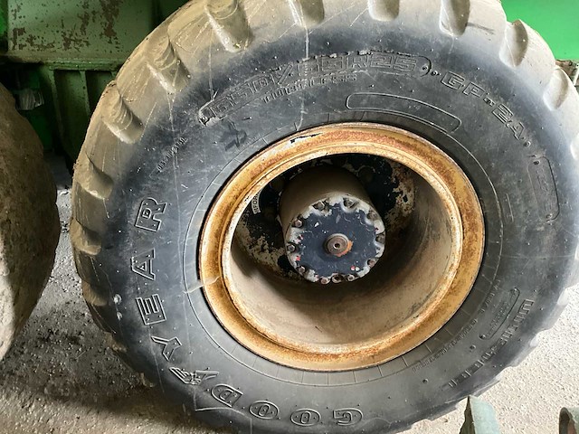 1999 record s1800 silagewagen mtm 16350kg - afbeelding 10 van  34