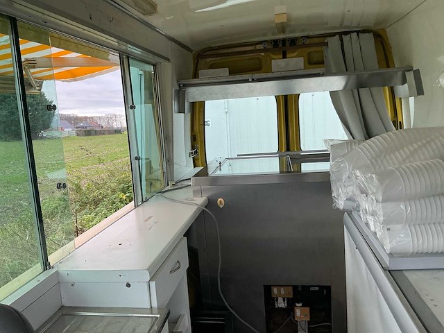 1999 renault master foodtrucks - afbeelding 25 van  62