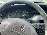 1999 renault megane classic personenauto - afbeelding 1 van  6