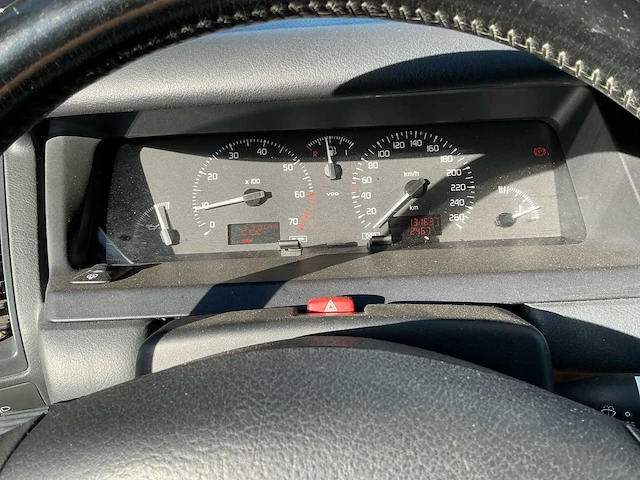 1999 renault safrane personenauto - afbeelding 19 van  32